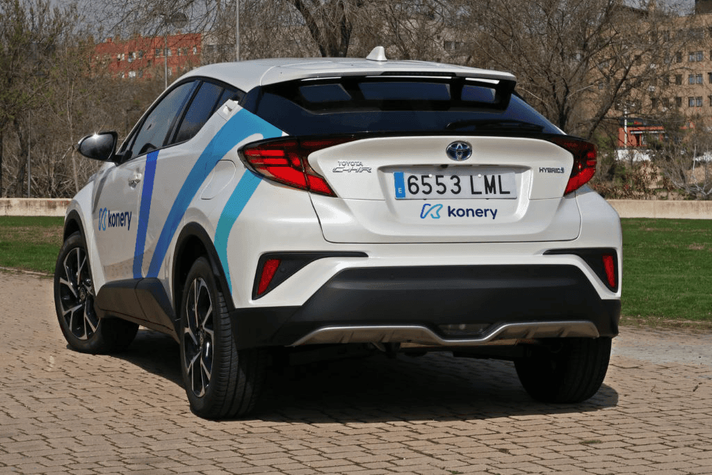 Konery · Comunicación y activación de marca: toyotachr trasera konery